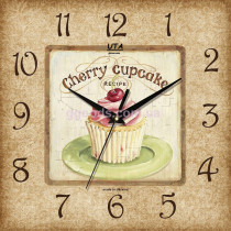 Настенные часы Cupcake