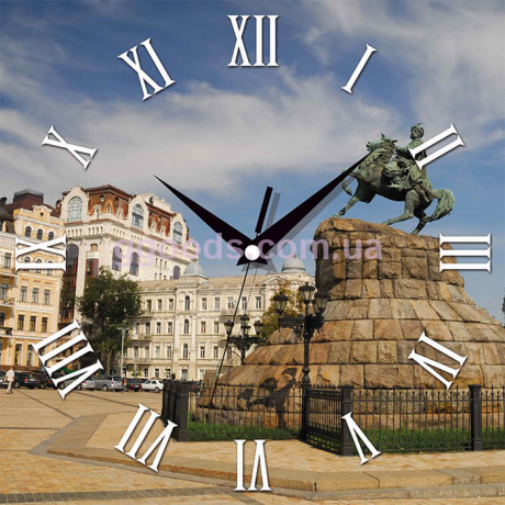 Настенные часы памятник Богдану Хмельницкому Софийская площадь Киев