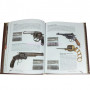 Огнестрельное оружие подарочная книга в кожаной обложке в футляре